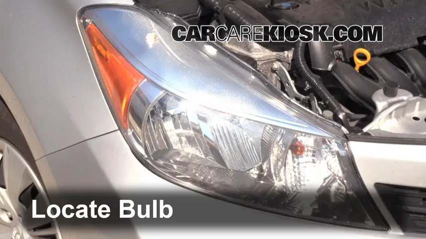 2012 Toyota Yaris L 1.5L 4 Cyl. Hatchback (4 Door) Éclairage Feu clignotant avant (remplacer l'ampoule)